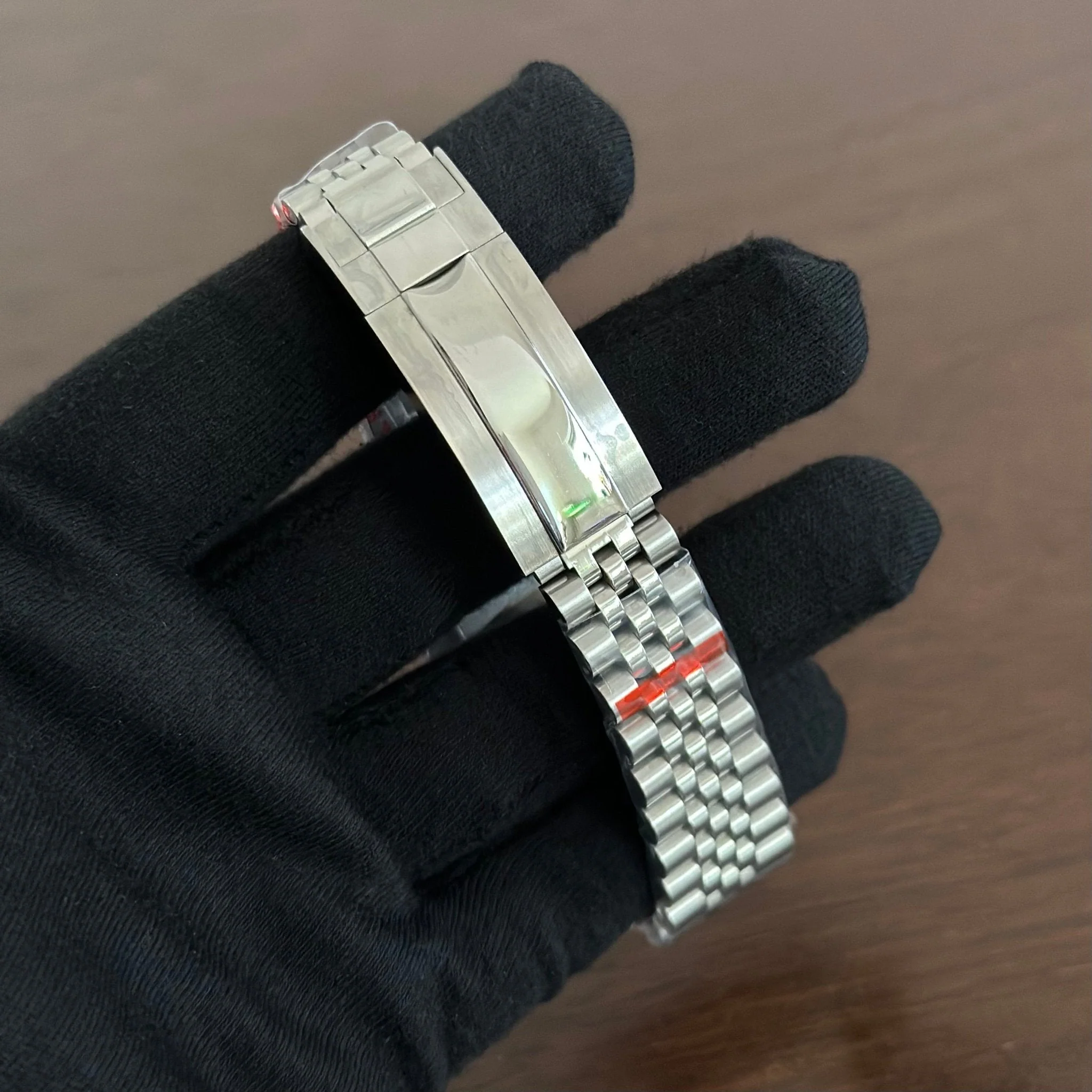 GMT Mod "Batgirl" Watch (Premium Dial) - Image 7